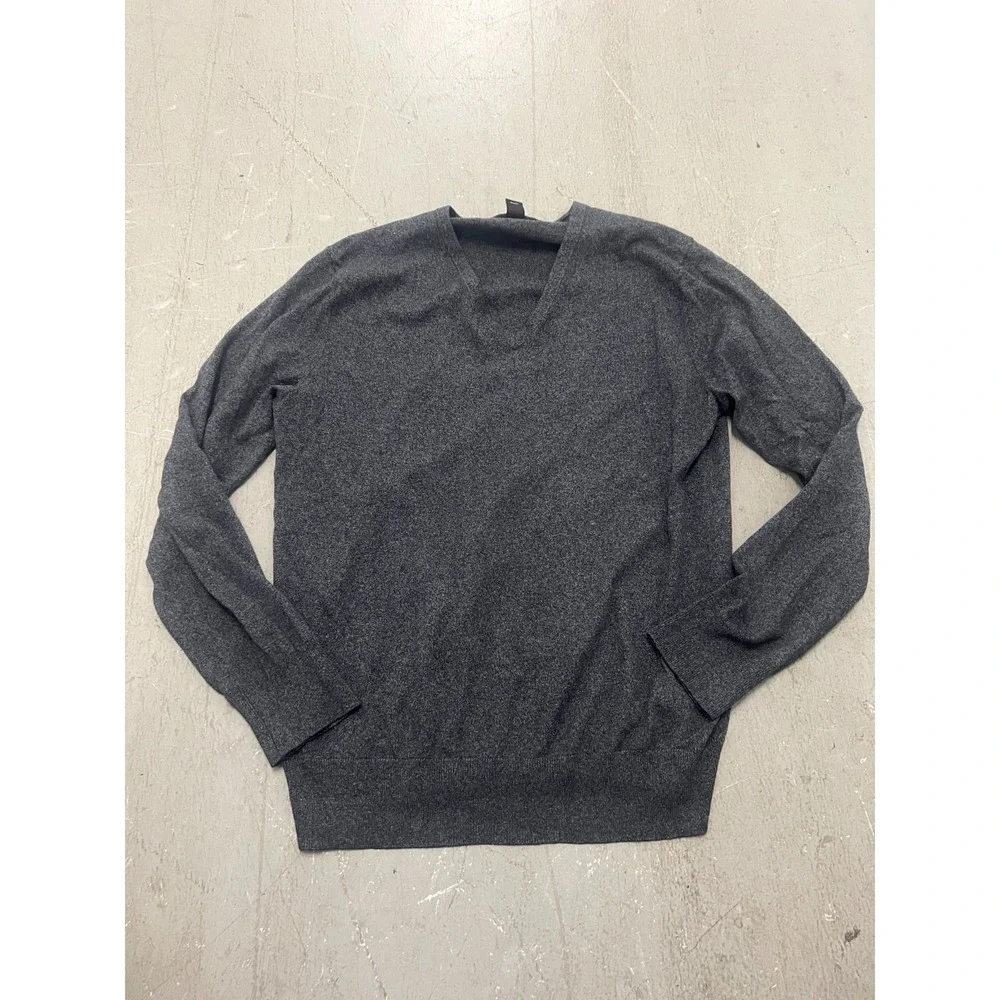 Banana Republic Sweater Men Medium Gray Slik Blend V-Neck Luxury Business Casual